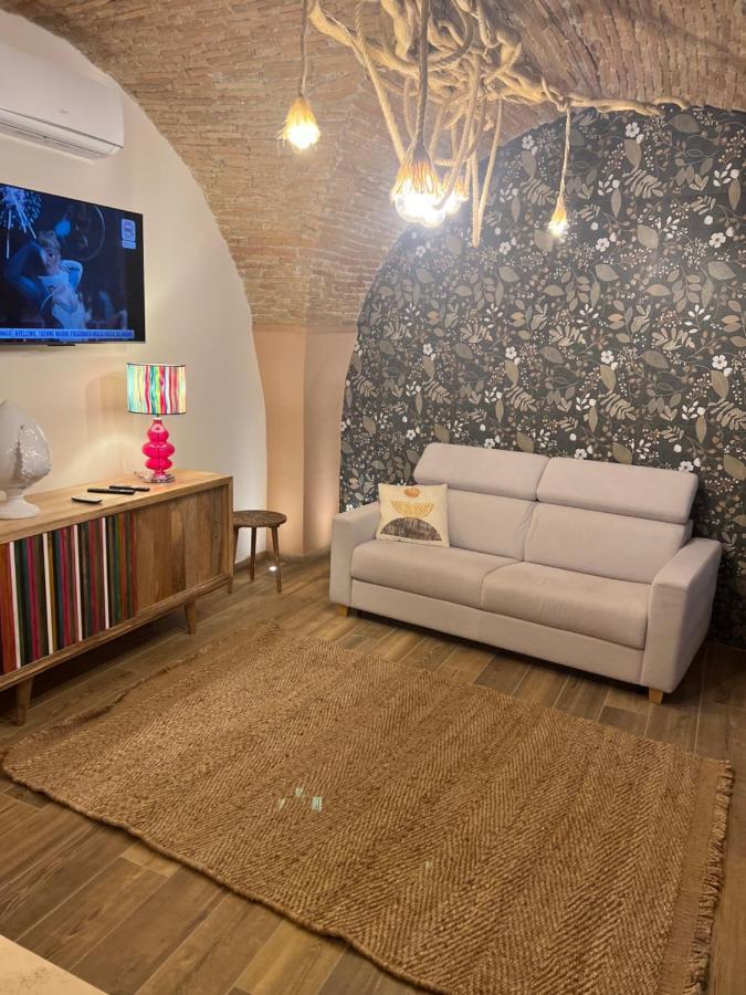 Le Dimore Del Gufo - Royal Suite Venosa Kültér fotó